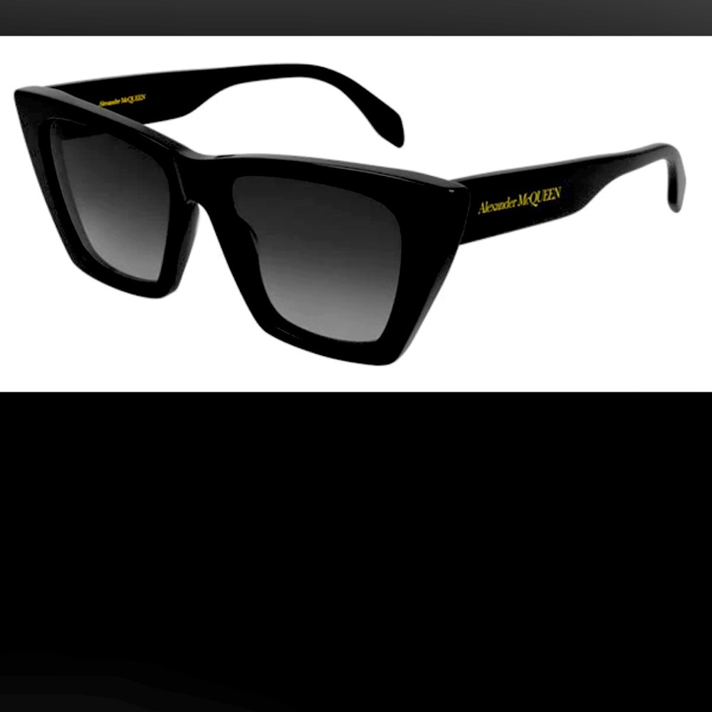 Alexander McQueen Wayfarer women’s Sunglasses